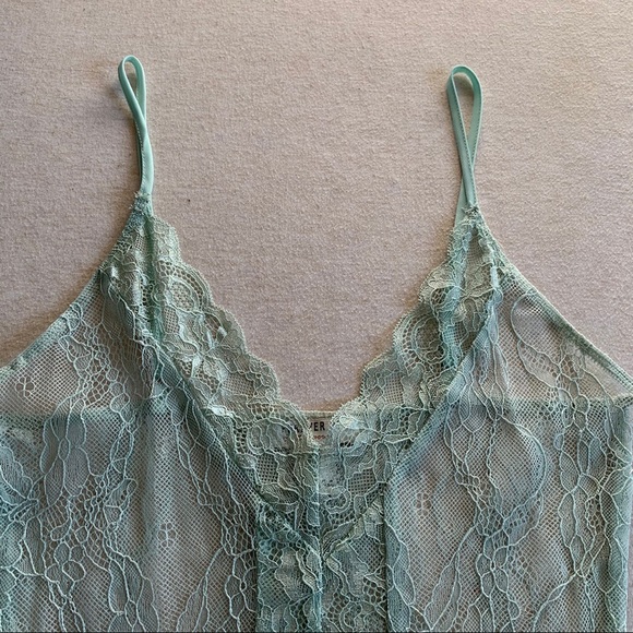 Lace bodysuit - Picture 4 of 4